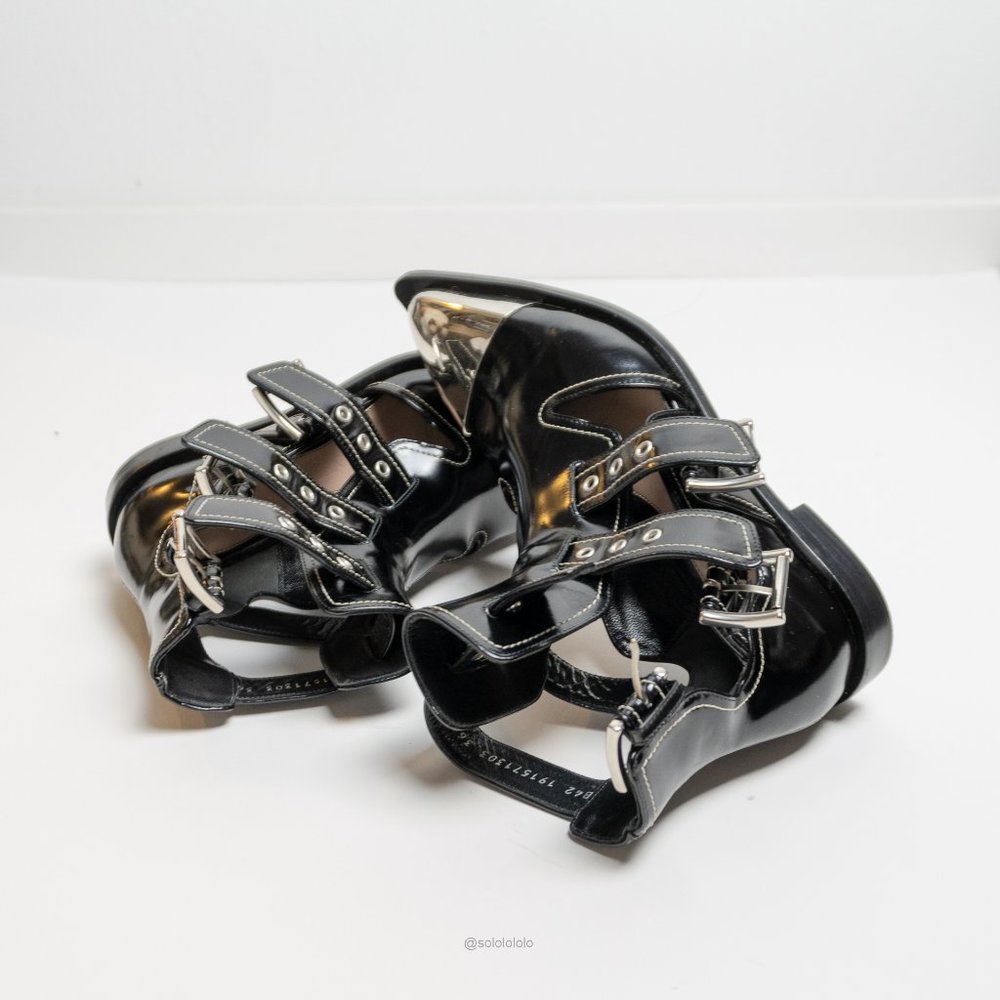 Alexander Mcqueen black leather cage ankle boots with pointy toe - Picture 8 of 15